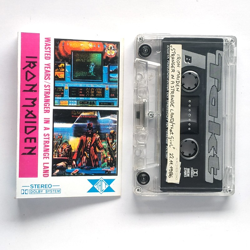 Iron Maiden – Wasted Years / Stranger In A Strange Land